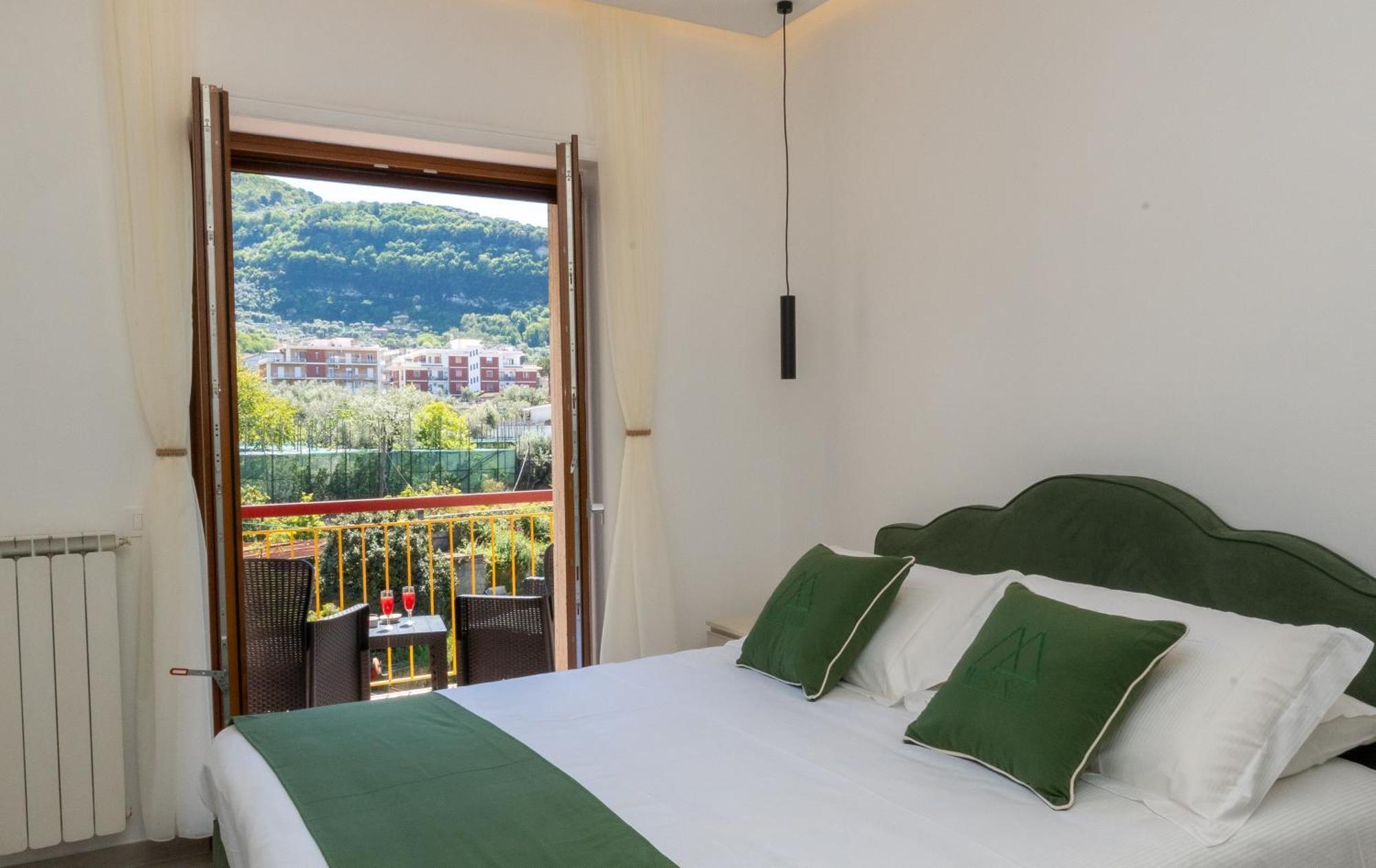 Mifra Suites ソレント エクステリア 写真